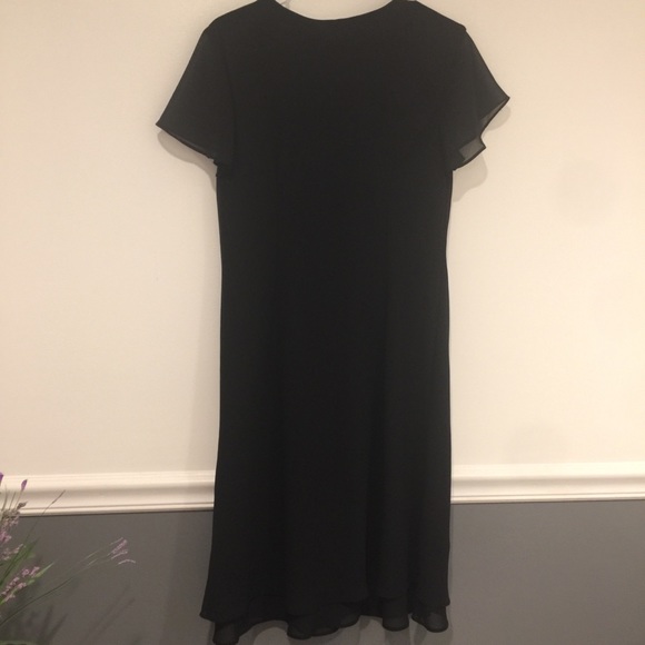Donna Rocco black dress sz 12  sheer sleeve midi - Picture 1 of 6